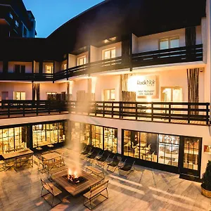 Rock Noir & Hotel