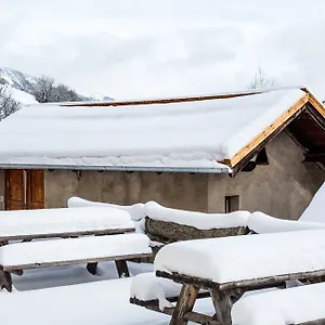 Langley La Vieille Ferme Hotel